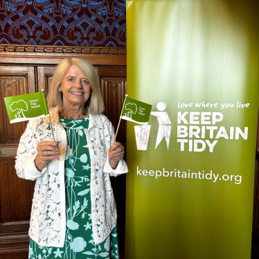 Dame Harriett Baldwin MP at Keep Britain Tidy event 